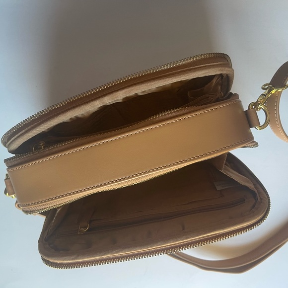 Used Joy and Iman bag - Picture 5 of 8